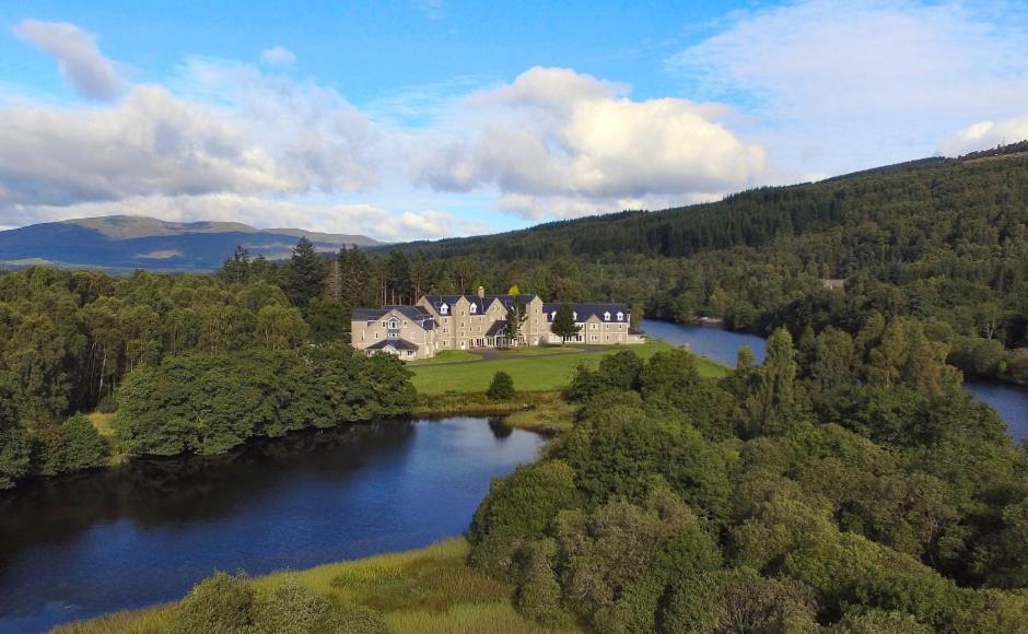 Loch Tummel Hotel Tummel Bridge Экстерьер фото